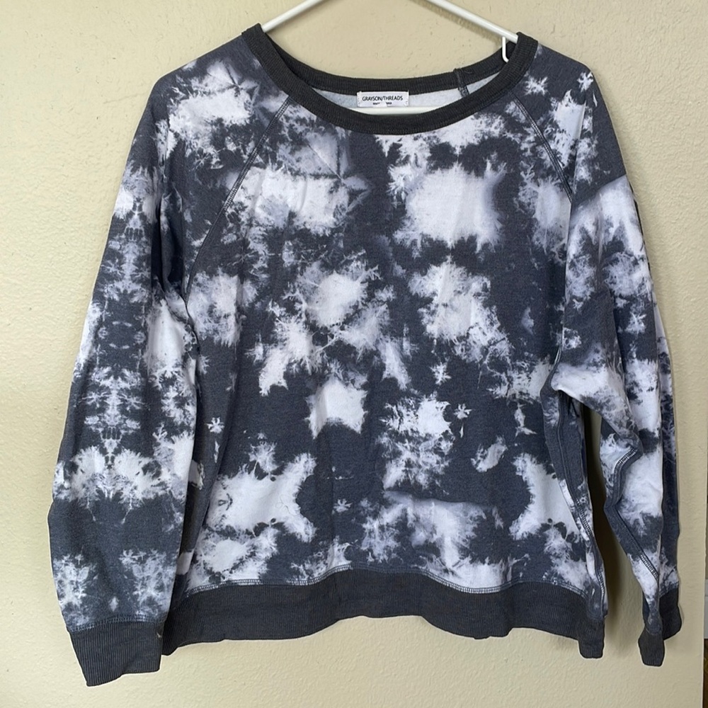 Grayson threads XL grey and white sweater